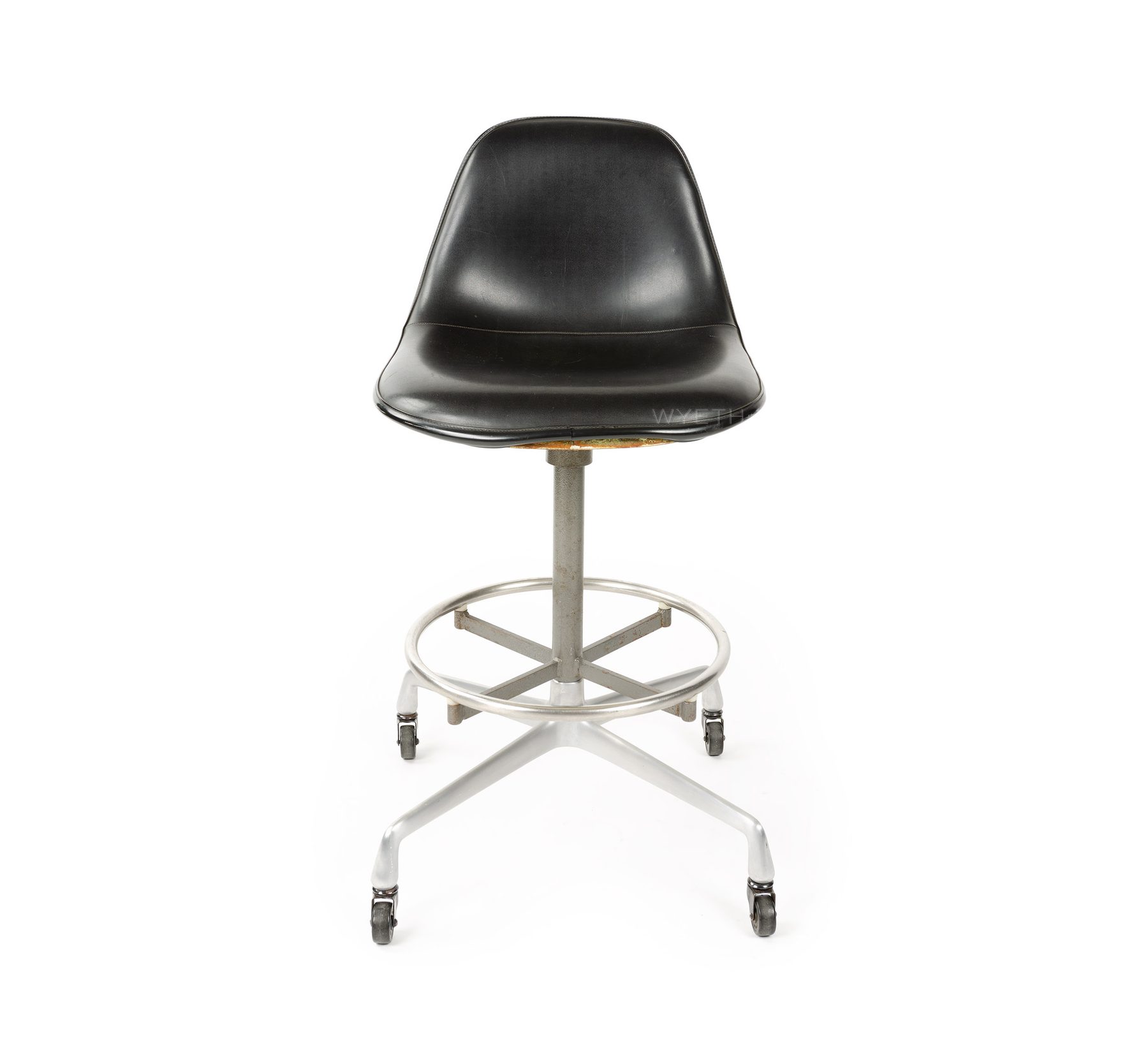 Swiveling Task Chair