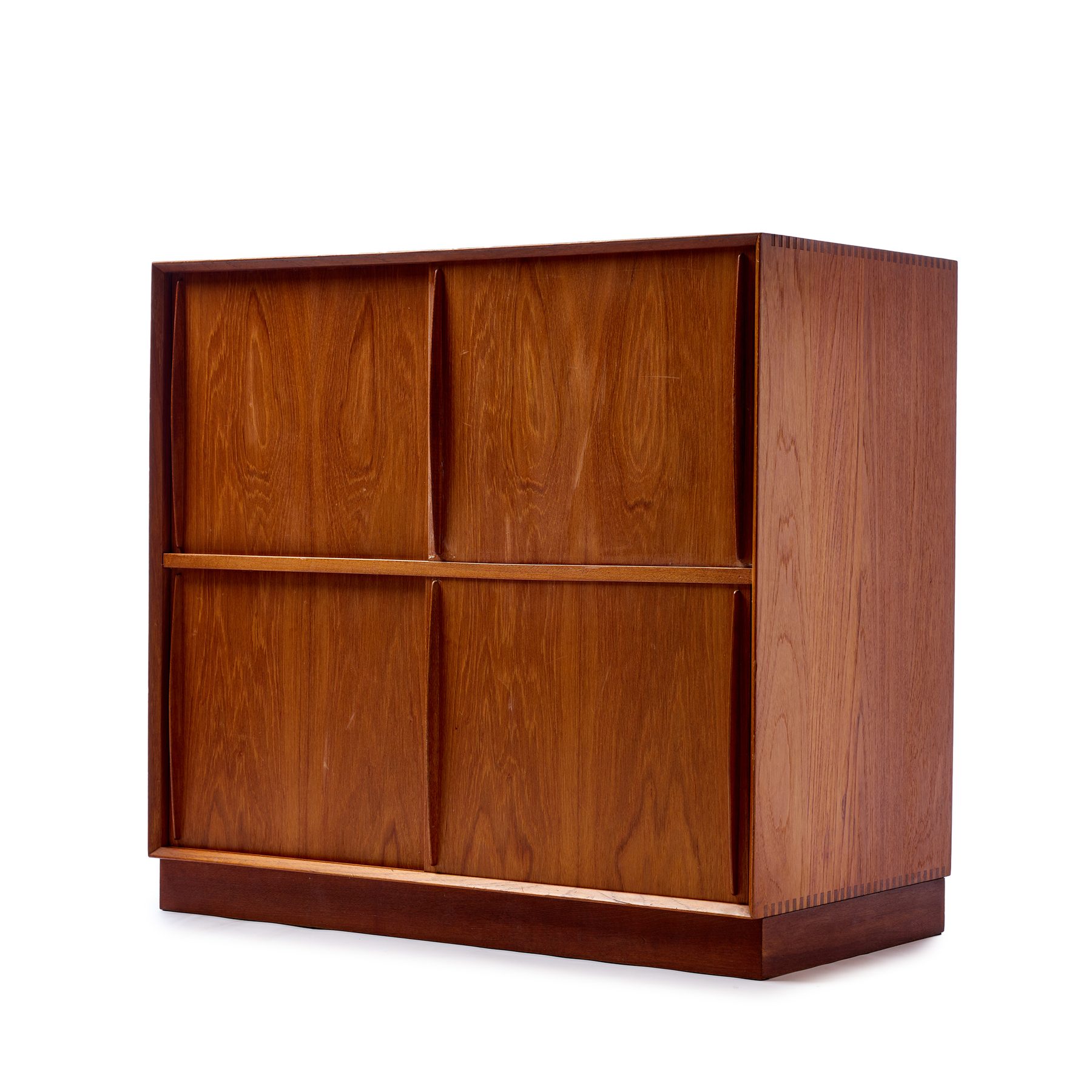 Sliding Door Cabinet in Solid Teak