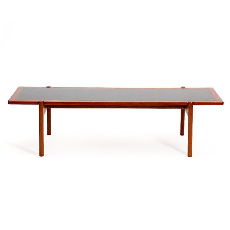 A Reversible Top Low Table