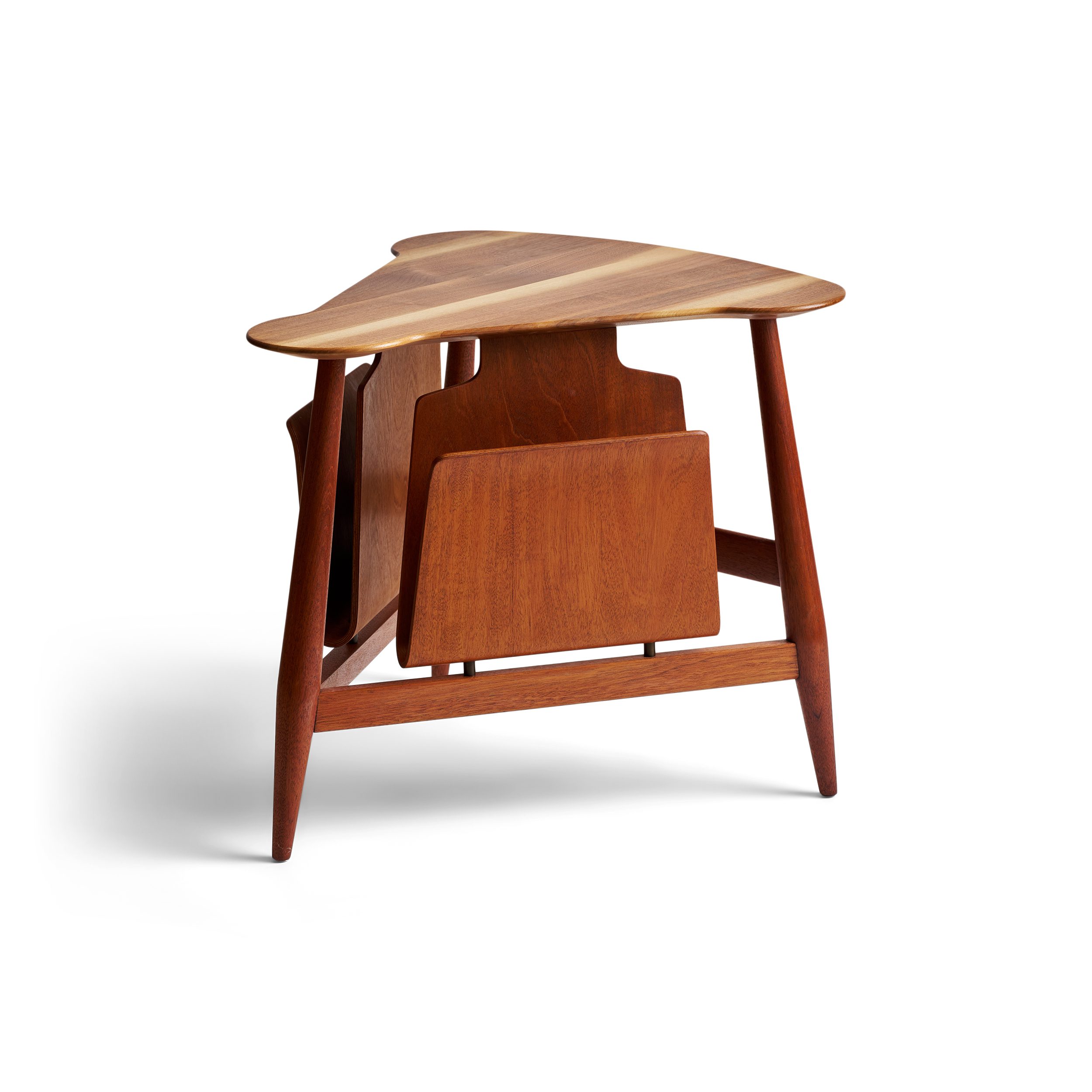 Clover Top Magazine Rack Table