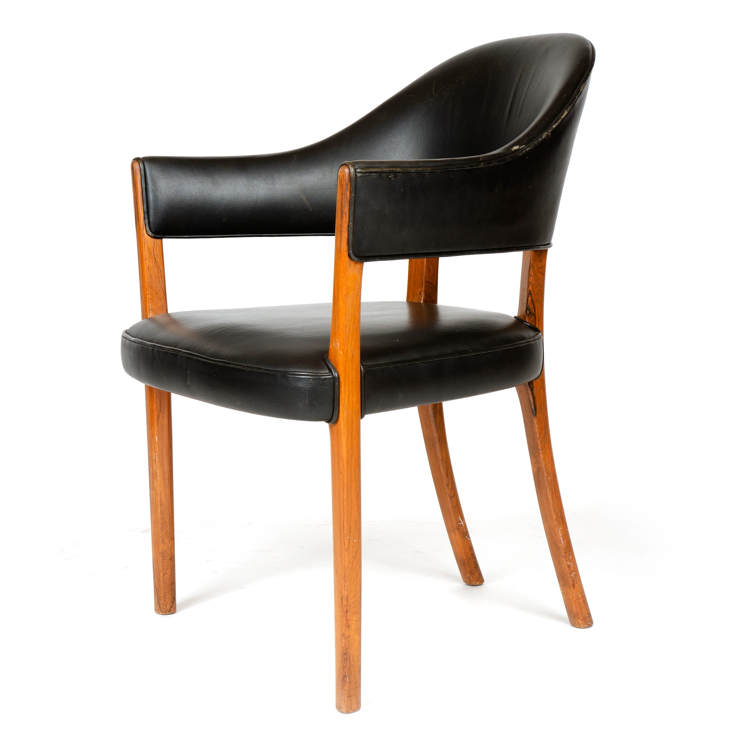 Humpback Arm Chair