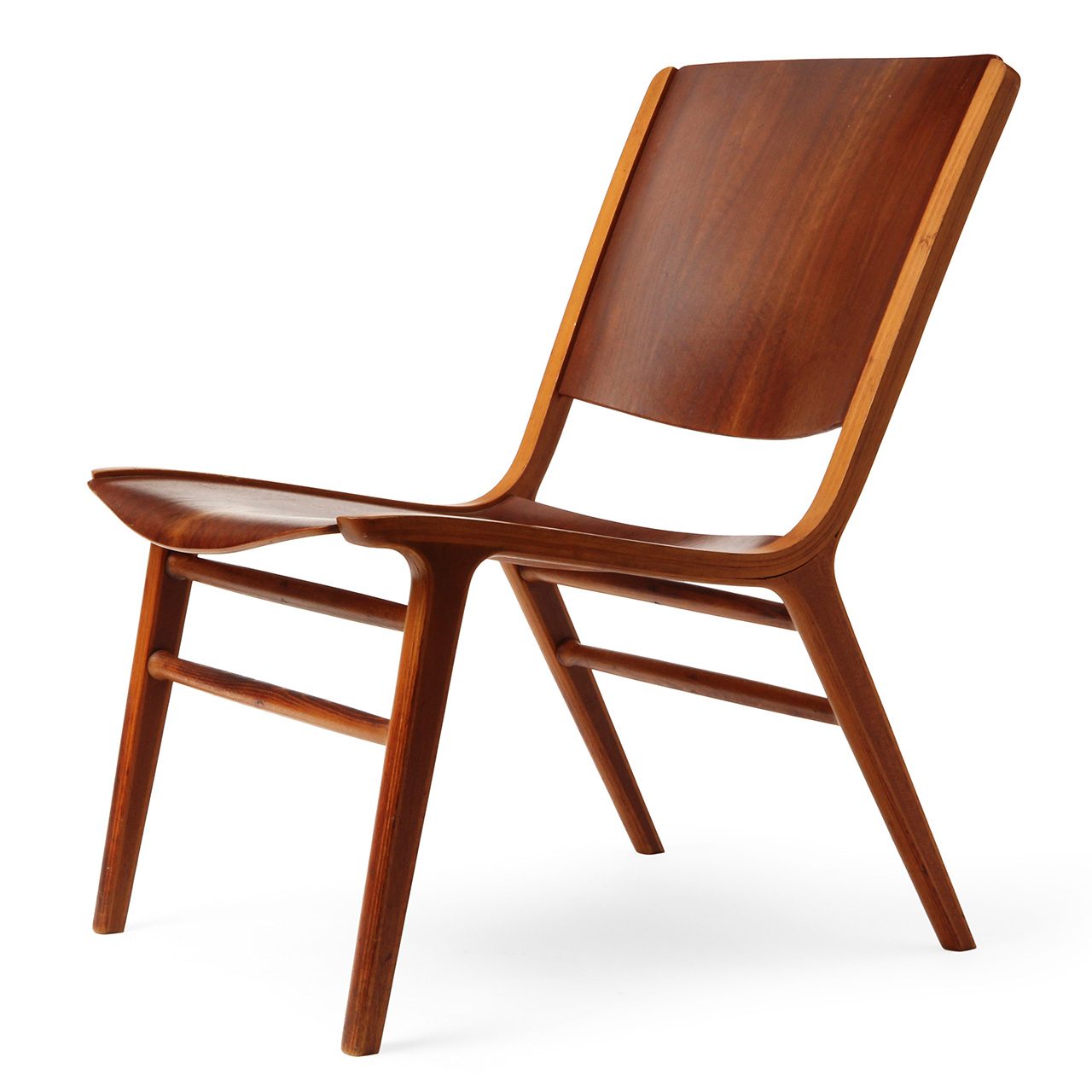 Ax Lounge Chair